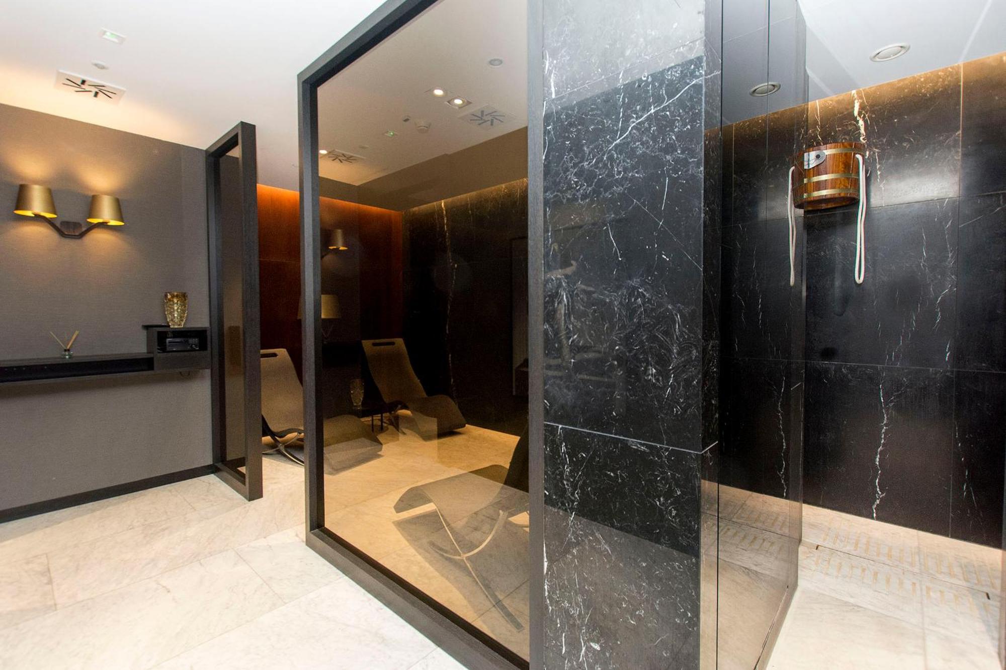 City Center - Walowa I Popieluszki By Apartmore Gdansk Dış mekan fotoğraf